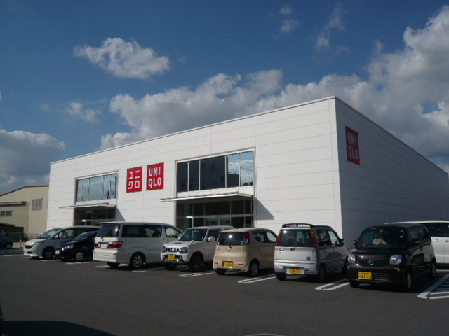 （周辺施設）ユニクロ松江店（徒歩約４分）