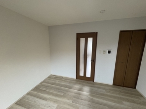 床暖房付き１Ｋアパート！角部屋に空きがありますよ！インターネット無料！