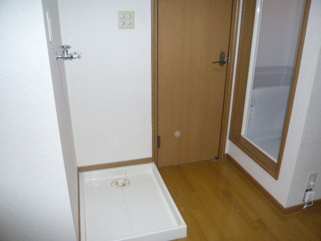 室内洗濯機置場（１０１号）